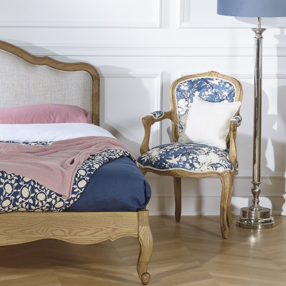 Cabriolet Armchair LOUVRE 7 SISTERS - Romantic style in solid wood and premium linen fabric, 1 seat