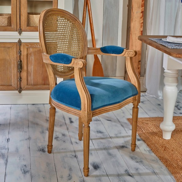 MEDAILLON - Fauteuil de table en cannage et velours bleu - SATIO