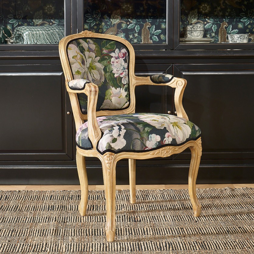 LOUVRE GRAPHITE Cabriolet Armchair – Romantic style in linen fabric and solid wood, 1 seat