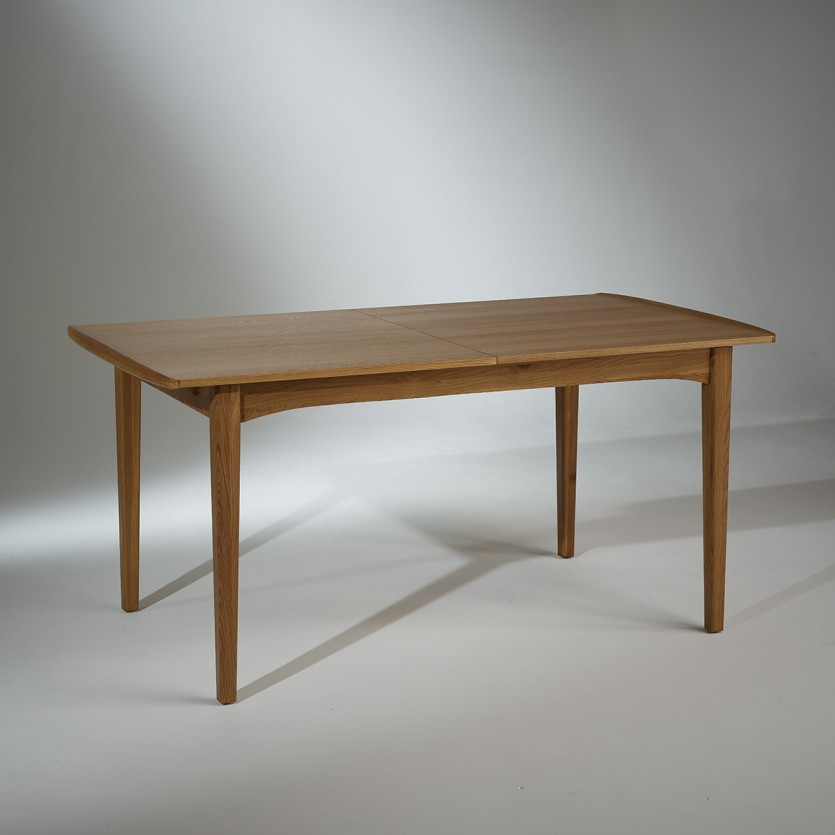 Table de repas avec rallonge DALHIA - Style scandinave en chêne, 6/8 couverts, bois certifié FSC®