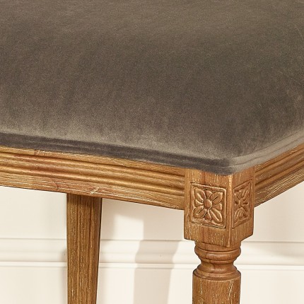 MEDAILLON - Chaises style Louis XV en bois massif et tissu velours gris souris, cannage, lot de 2, FSC®