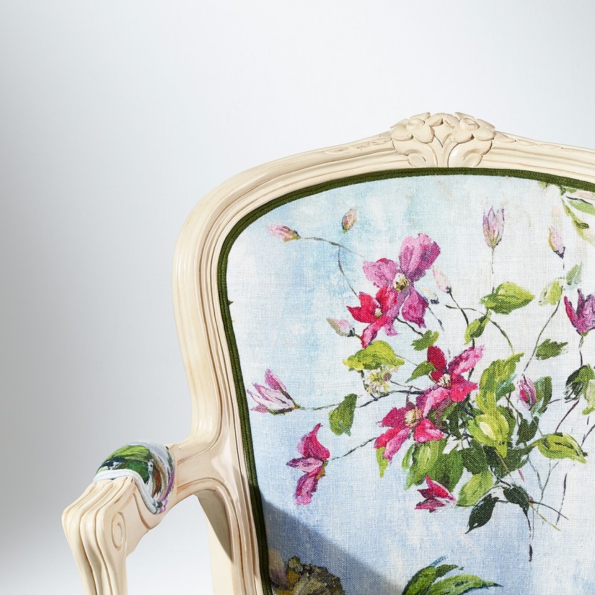 LOUVRE MERVEILLES Cabriolet Armchair - Shabby chic style in printed linen and solid wood, 1 seater