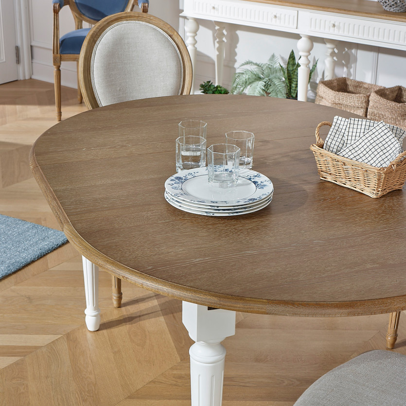 Table ronde extensible ARLINGTON - Style romantique, plateau en chêne, 4/6 couverts, bois certifié FSC®