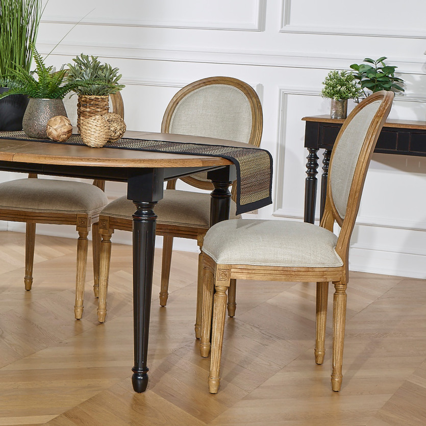 Uitschuifbare ronde tafel ARLINGTON - Romantische stijl, eiken blad, 4/6 personen, FSC® gecertificeerd hout
