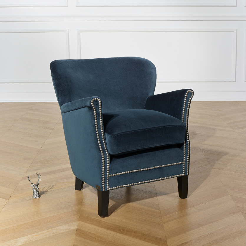 MAX - Sillón club con tachuelas de estilo moderno en terciopelo y madera, 1 plaza