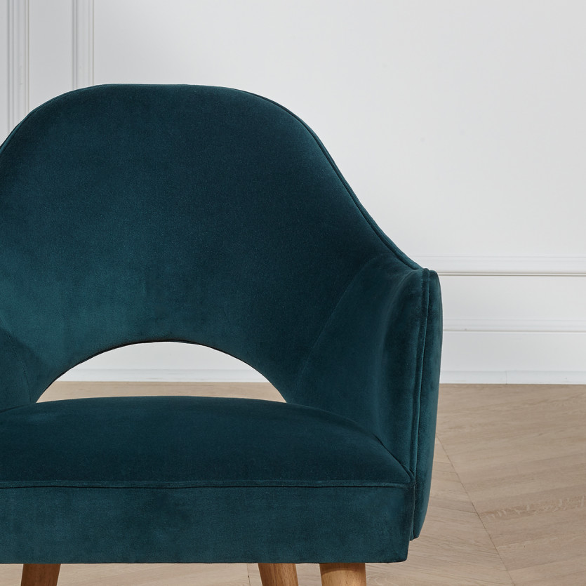 SAINT GERMAIN - Silla de mesa estilo nórdico en madera maciza y tela de terciopelo, 1 plaza
