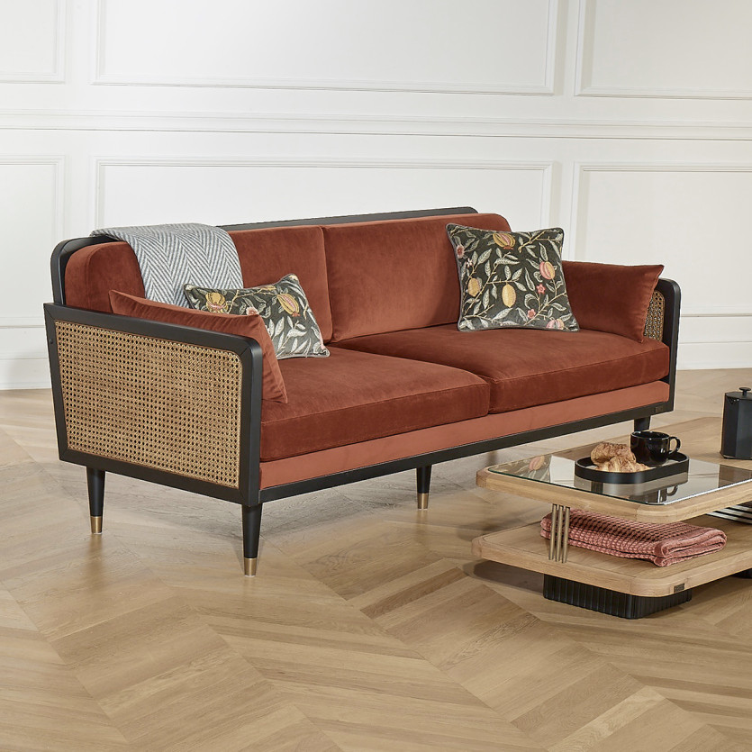 ARABELLA – Canapé style vintage en tissu velours, bois et rotin, 3 places, bois certifié FSC®