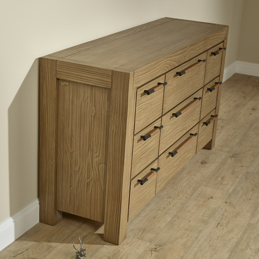 MEGÈVE – Comò in pino stile contemporaneo, 9 cassetti, legno certificato FSC®