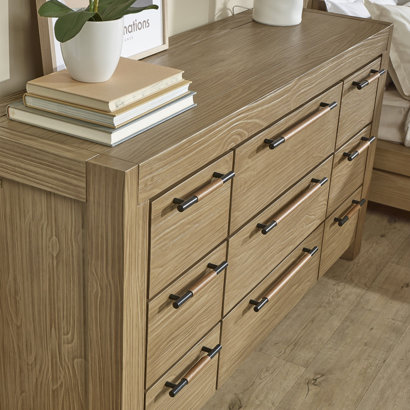 MEGÈVE – Comò in pino stile contemporaneo, 9 cassetti, legno certificato FSC®