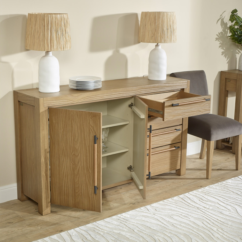 MEGÈVE – Buffet style contemporain en bois, 4 tiroirs, 2 portes, bois certifiéFSC®