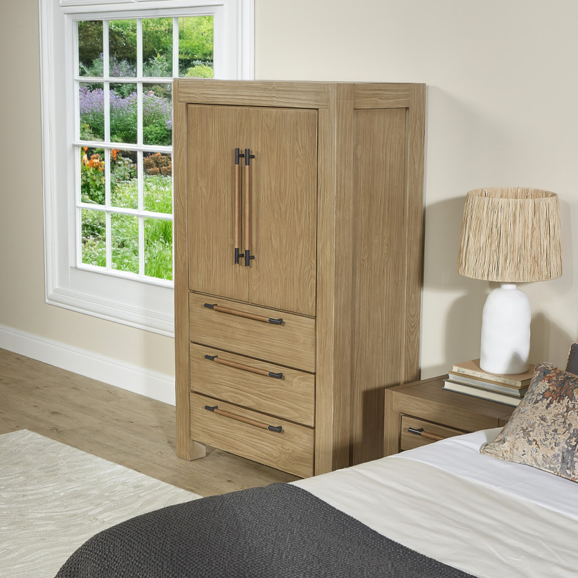 MEGEVE – Petite armoire style contemporain, 2 portes, 3 étagères, 3 tiroirs, bois certifié FSC®