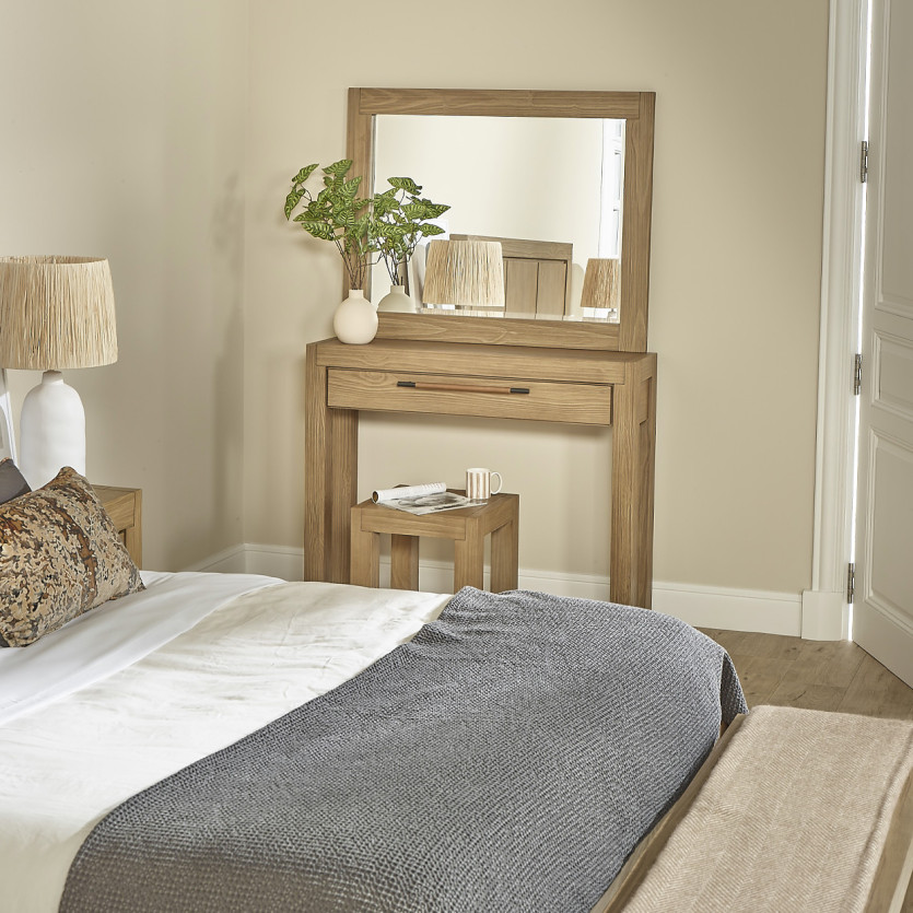 MEGÈVE – Tocador de estilo contemporáneo en madera, 1 cajón, madera certificada FSC®