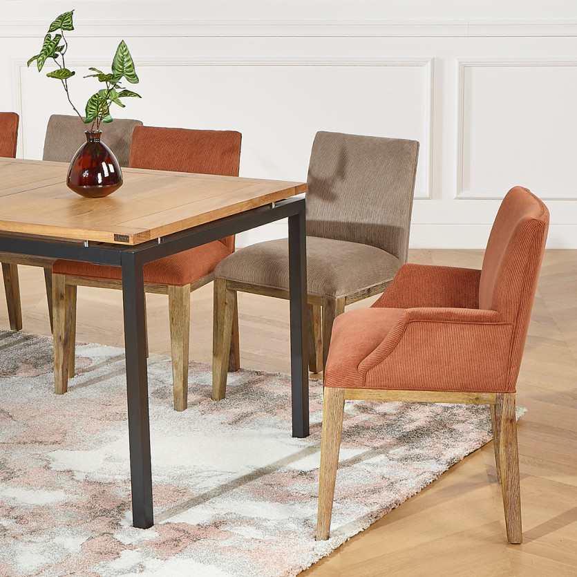 LOLA - Sillón de mesa con reposabrazos estilo industrial en madera maciza y terciopelo de canalé, 1 plaza