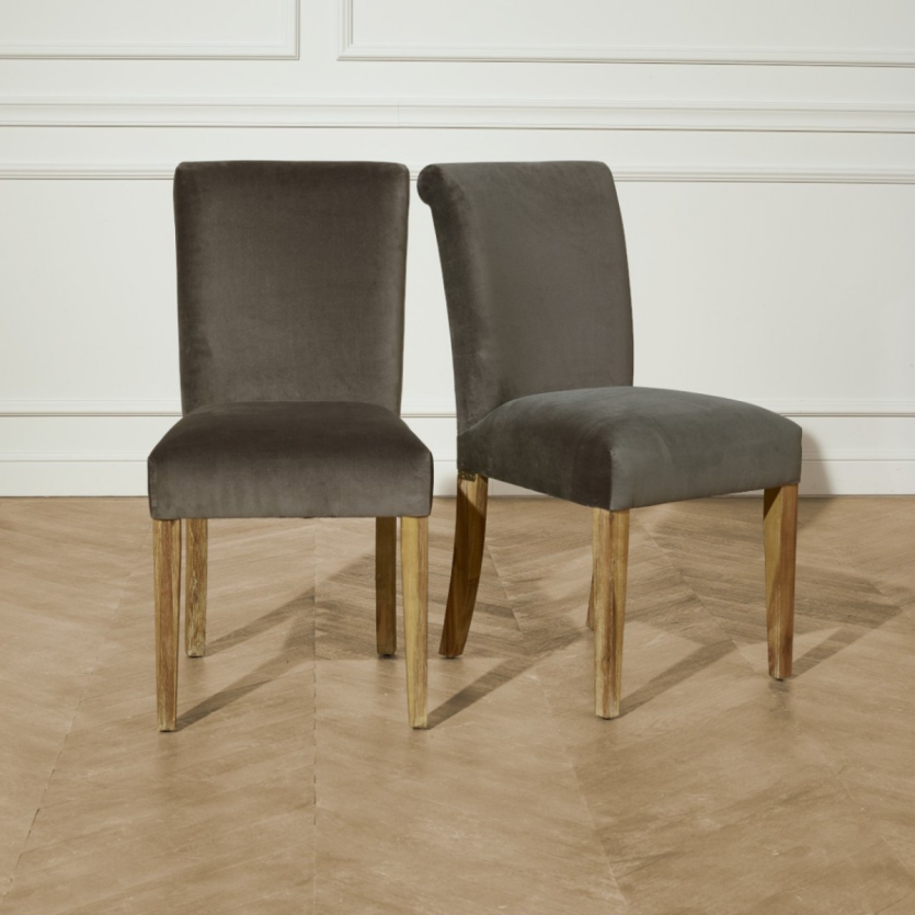 ALIX - Lot de 2 chaises contemporaines en acacia massif et velours de coton