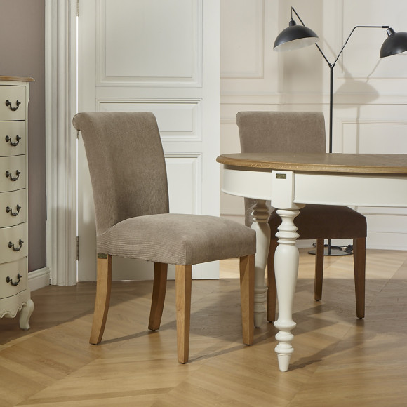 JADE – Extendable table in shabby chic style, oak top, seats 16 guests