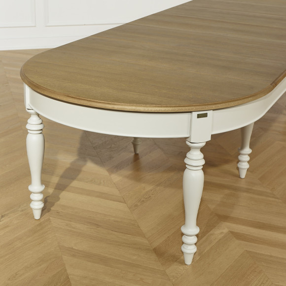 JADE – Extendable table in shabby chic style, oak top, seats 16 guests