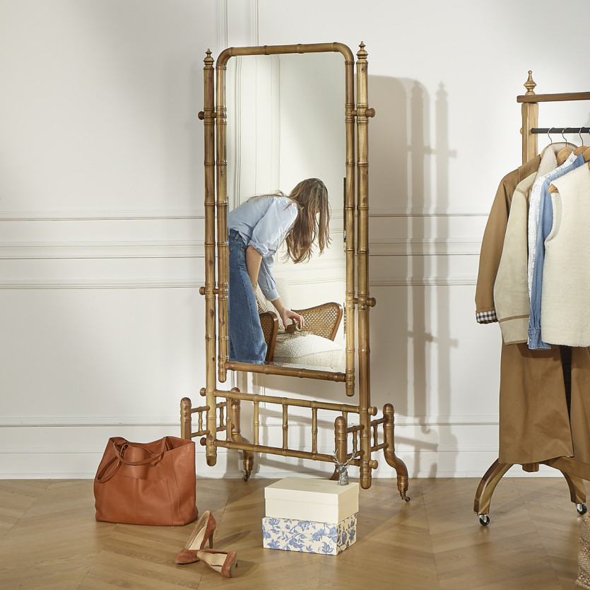 Espejo de pie CENDRILLON – Estilo shabby chic en madera efecto bambú