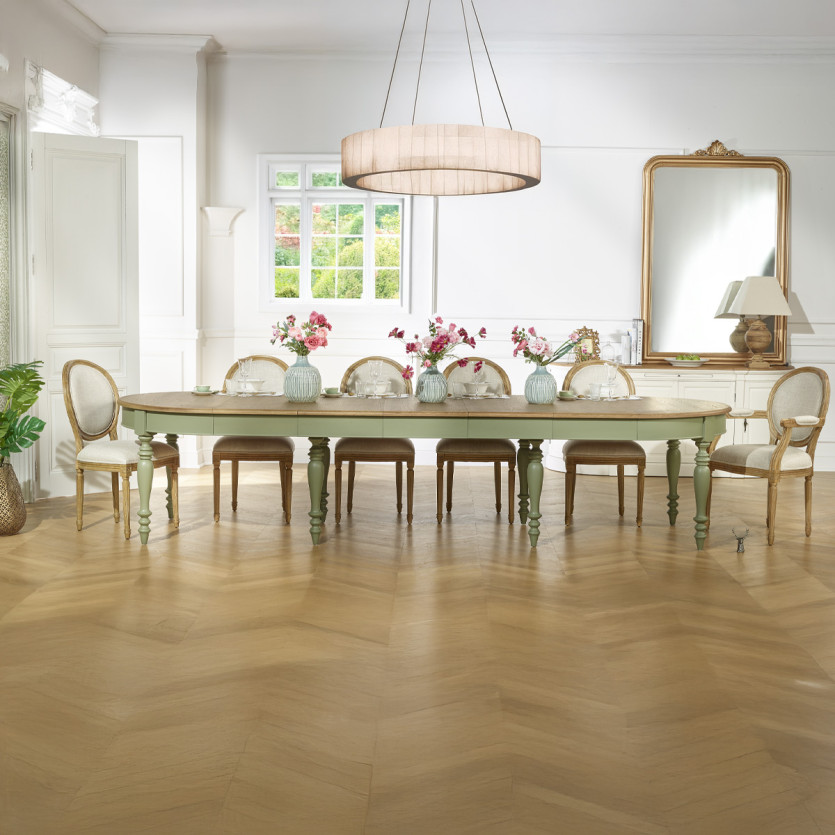 JADE – Extendable table in shabby chic style, oak top, seats 16 guests