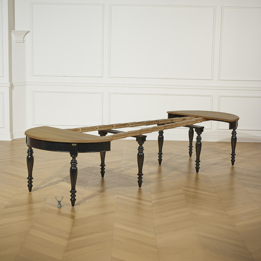 JADE – Extendable table in shabby chic style, oak top, seats 16 guests