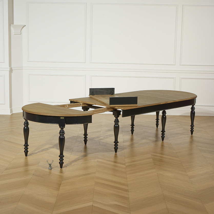 JADE – Extendable table in shabby chic style, oak top, seats 16 guests