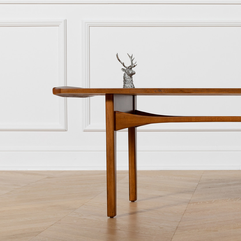 DALHIA – Nordischer Couchtisch aus Massivholz, Nussbaum-Finish