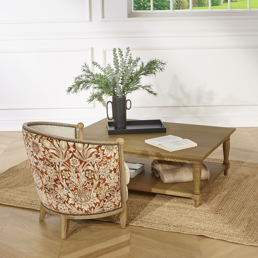 CAROLE TREVISE - Poltrona stile shabby chic in rovere, lino e tessuto floreale rosso e giallo, 1 posto