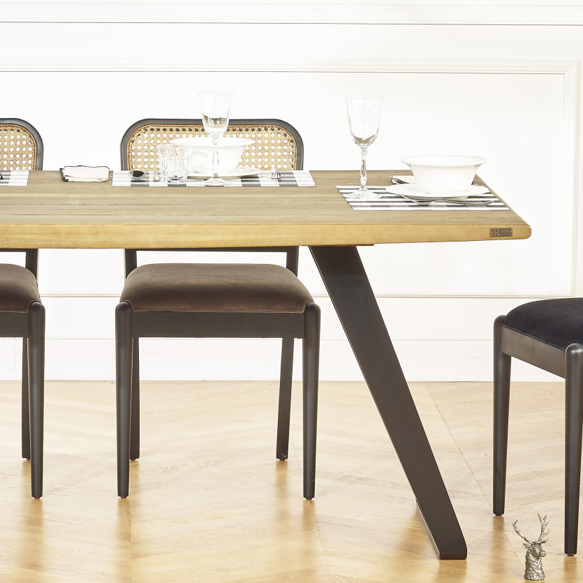 HECTOR Esstisch - Industrieller Stil aus Massivholz Eiche und Metall, 8 Gedecke