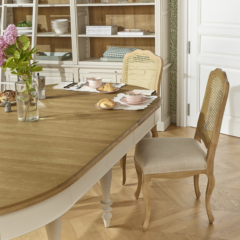 NINA - Lot de 2 chaises style shabby chic en bois massif, cannage et lin premium