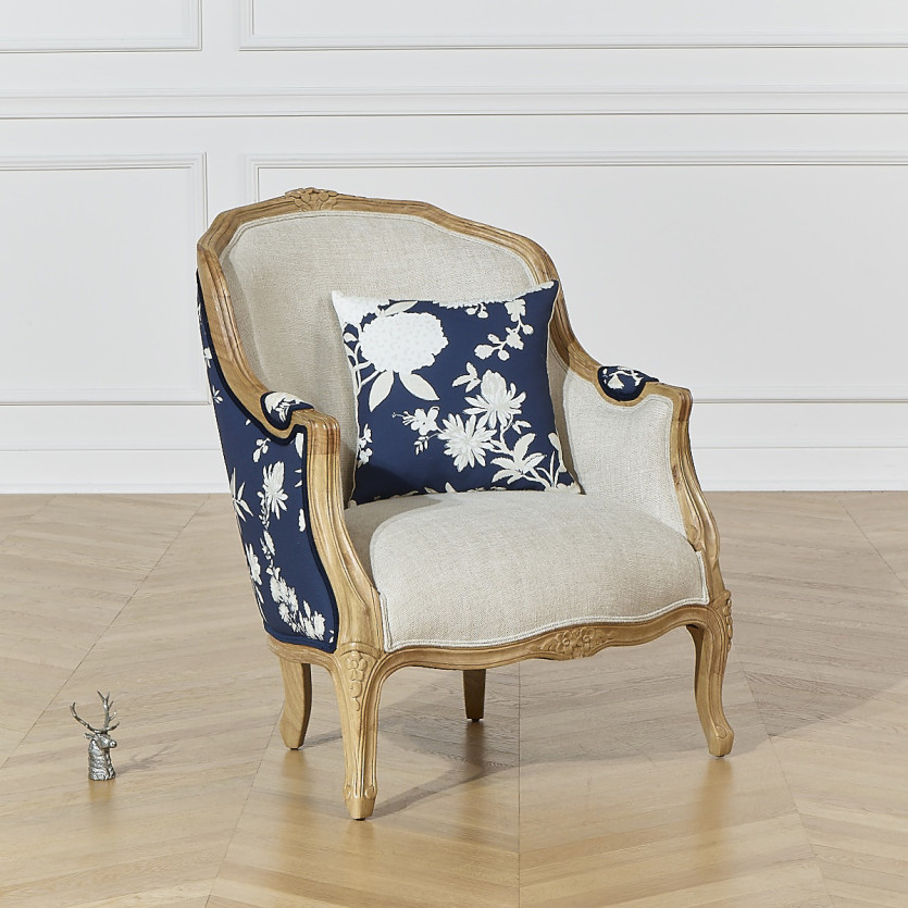 VICTOR TEA HOUSE - Fauteuil bergère style shabby chic en bois massif et tissu fleuri bleu nuit, 1 place