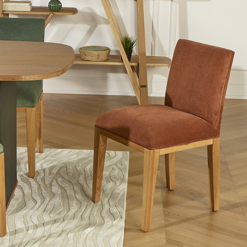 LOLITA - Lot de 2 chaises style industriel en bois massif et velours côtelé