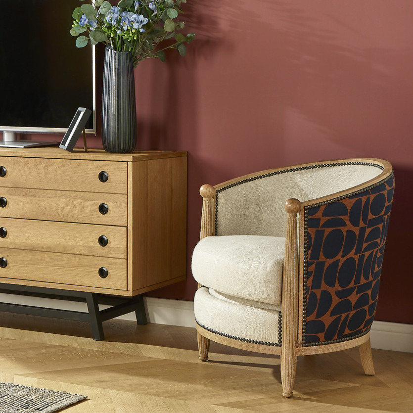 CAROLE FJORD Barrel Chair - Vintage style in oak, linen and graphic fabric, 1 seat