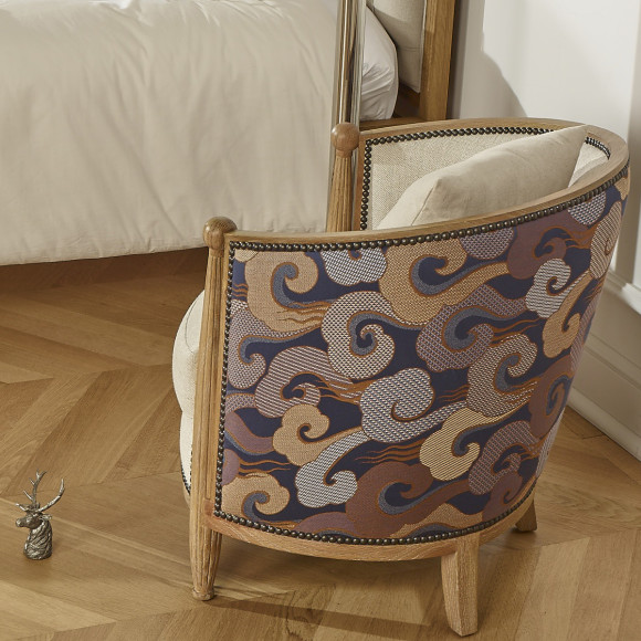 CAROLE WAVES FAUTEUIL IN FASSFORM – Haussmann-Stil aus Eiche und Jacquardstoff, 1 Sitzplatz