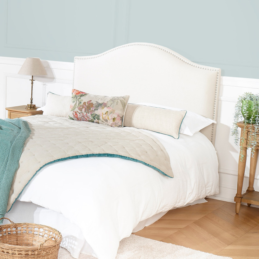 APOLLINAIRE Headboard – Romantic style, in linen and cotton, nailhead trim