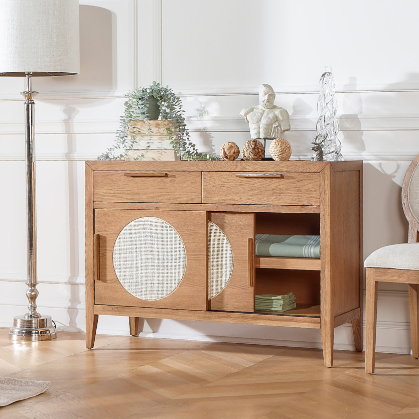 Piccolo buffet MONTANA - Stile contemporaneo in rovere, 2 ante, 2 cassetti