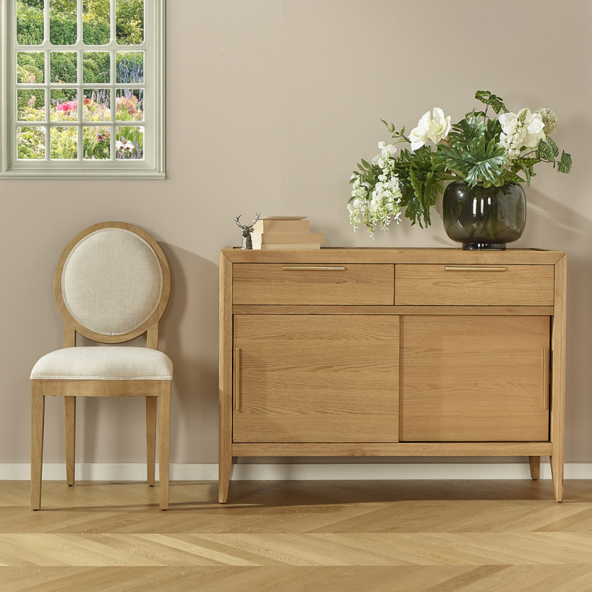 Piccolo buffet TENNESSEE - Stile contemporaneo in rovere, 2 ante, 2 cassetti