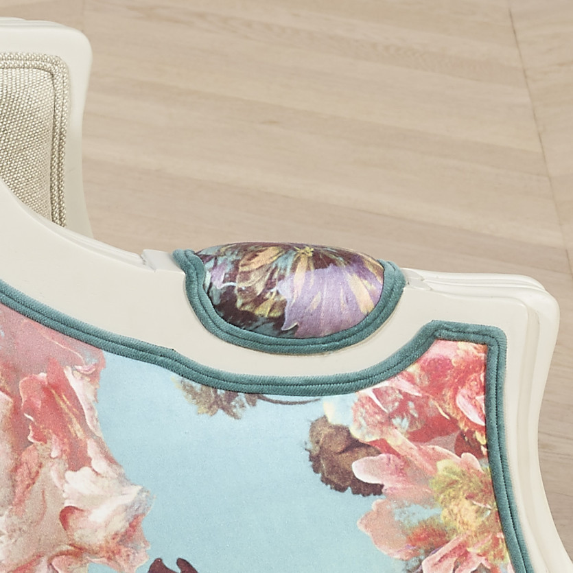 VICTOR BOTÁNICO - Sillón bergère estilo romántico en tela estampada y madera maciza, 1 plaza