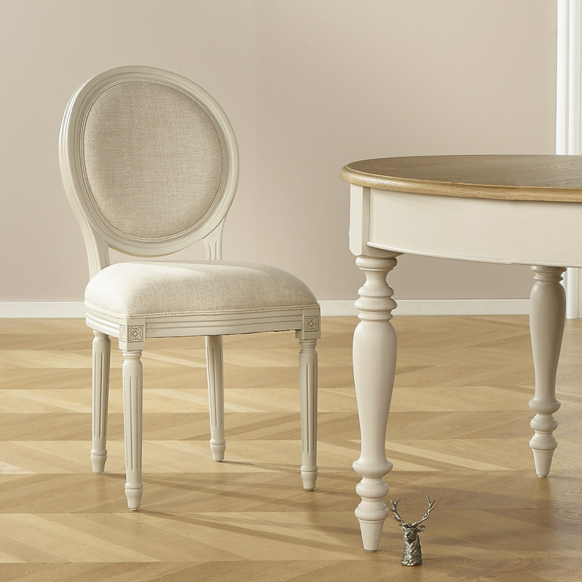 Set di 2 sedie MEDAILLON - Stile shabby chic in legno massiccio patinato avorio e lino premium