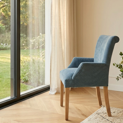 Sedia ALBA - Stile contemporaneo, gambe in legno massiccio, tessuto a coste
