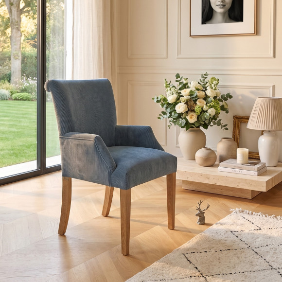 Cadeira de mesa ALBA - Estilo contemporâneo, pés em madeira maciça, tecido canelado