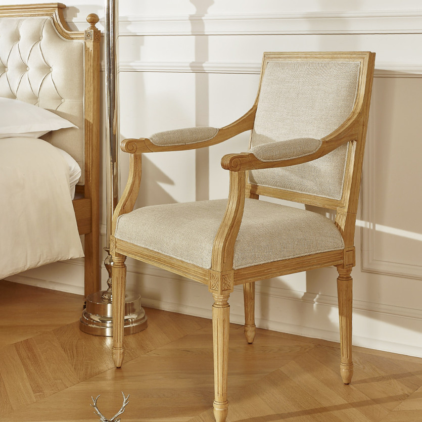 Fauteuil de table ASTRID - Style classique en bois massif et lin premium, 1 place