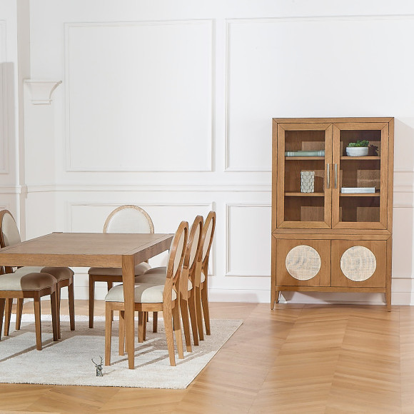 Vaisselier MONTANA - Style contemporain en chêne, 4 portes, 3 étagères
