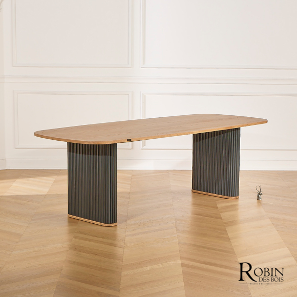 Tavolo da pranzo JOËL - Stile contemporaneo, piano in rovere, 10 posti, legno certificato FSC®
