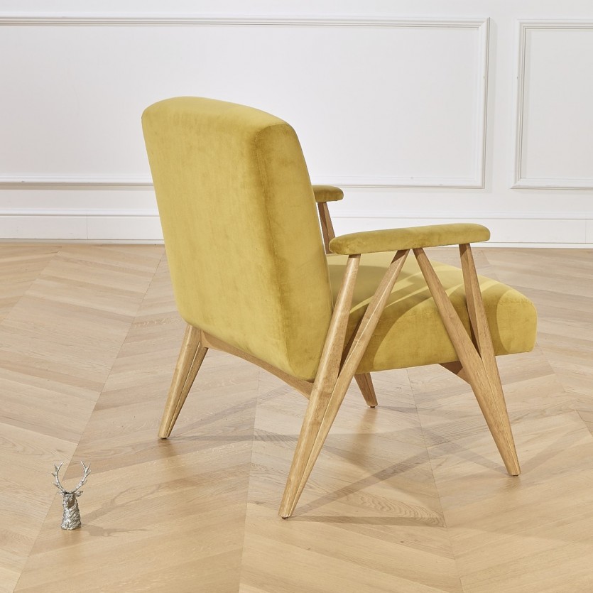 Fauteuil scandinave en bois et velours