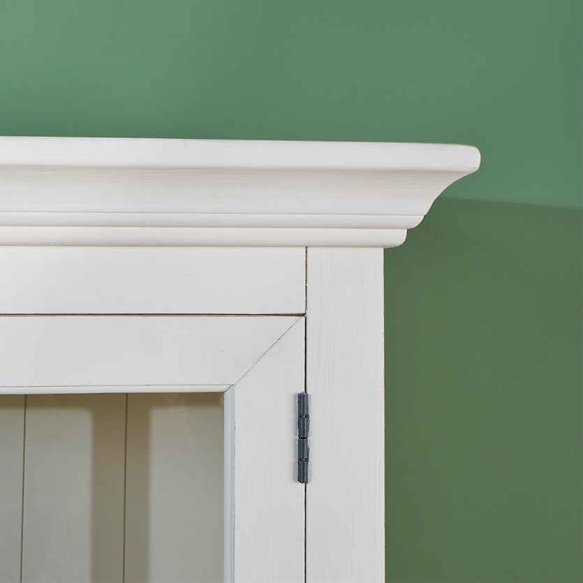 KENNETH - Romantic style painted wood showcase, 2 doors