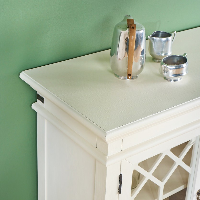 STELLA - Romantic-style painted wood display sideboard, 4 doors, 2 shelves