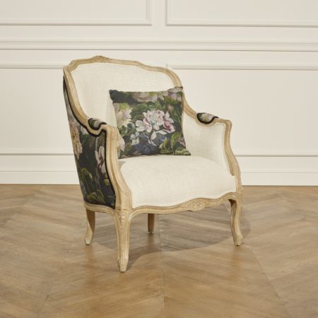 fauteuil bergère Robin des Bois avec tissu lin et tissu à fleurs - tissu Eden