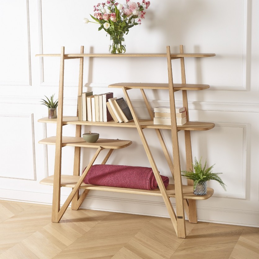 Etagère en bois massif