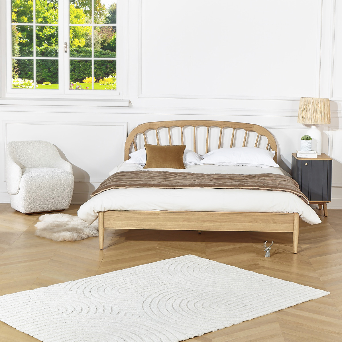 Lit queen size style windsor en chêne, 160 x 200
