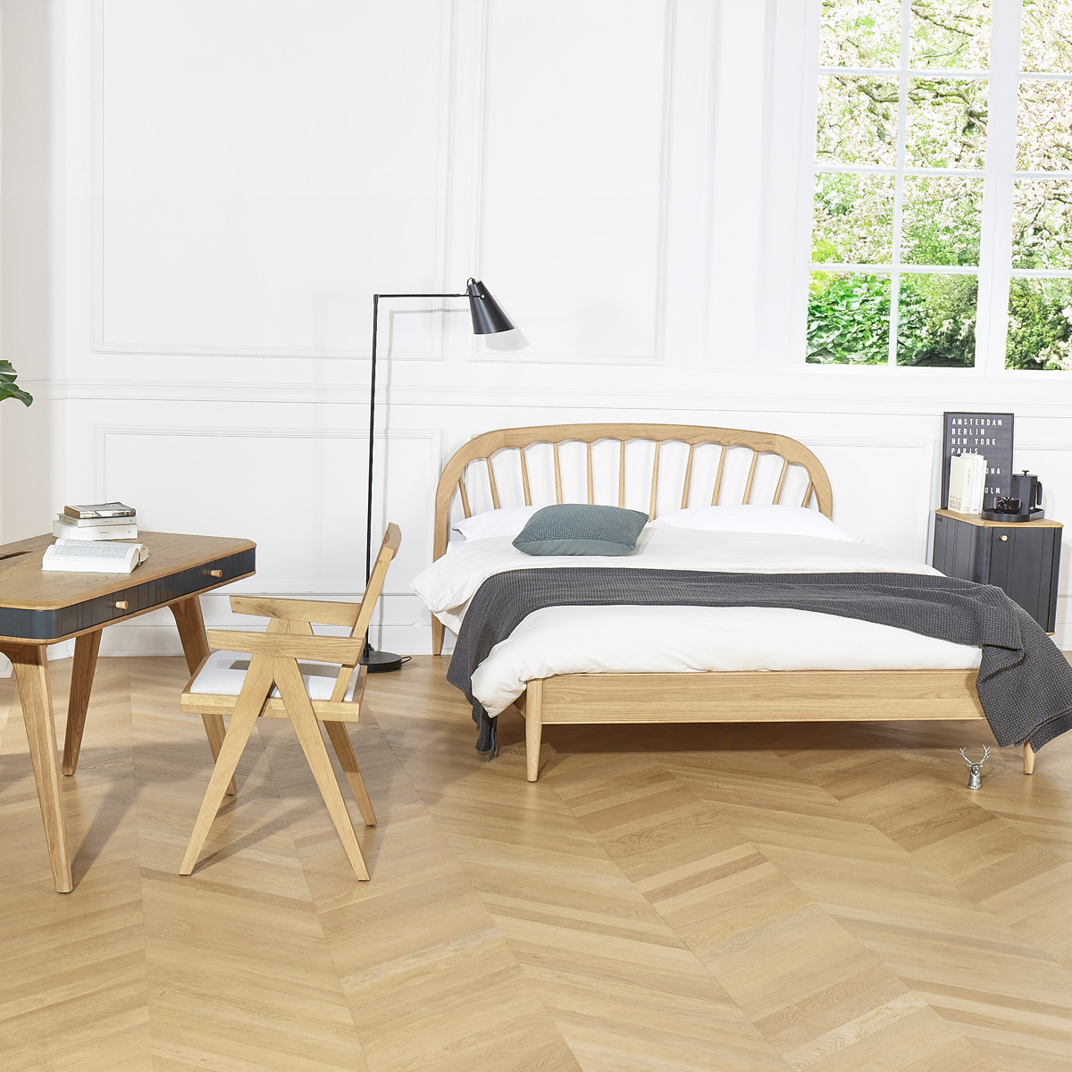 Lit queen size style windsor en chêne, 160 x 200