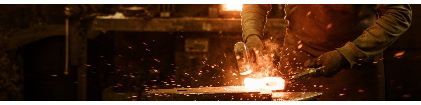 Collection Forge - Möbel aus Holz und Metall